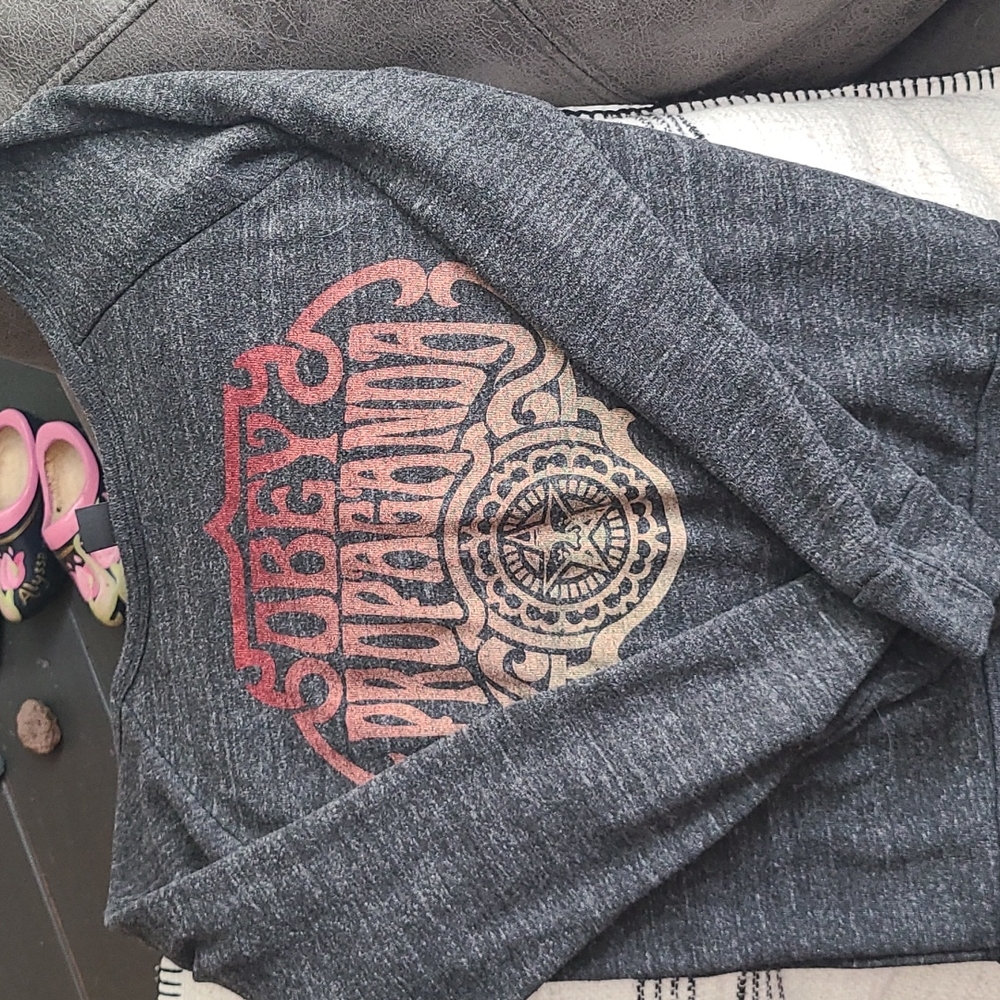 Obey propaganda sweater